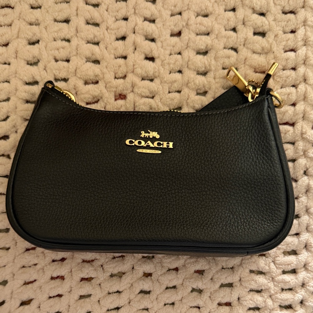 Coach Black leather Teri mini crossbody